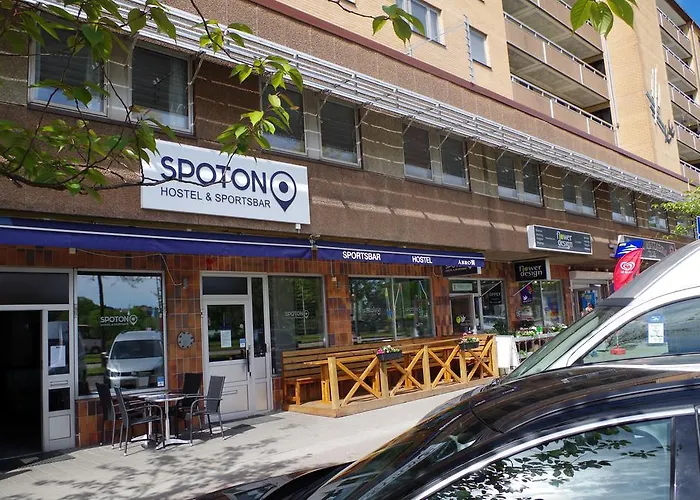 Spoton Hostel & Sportsbar