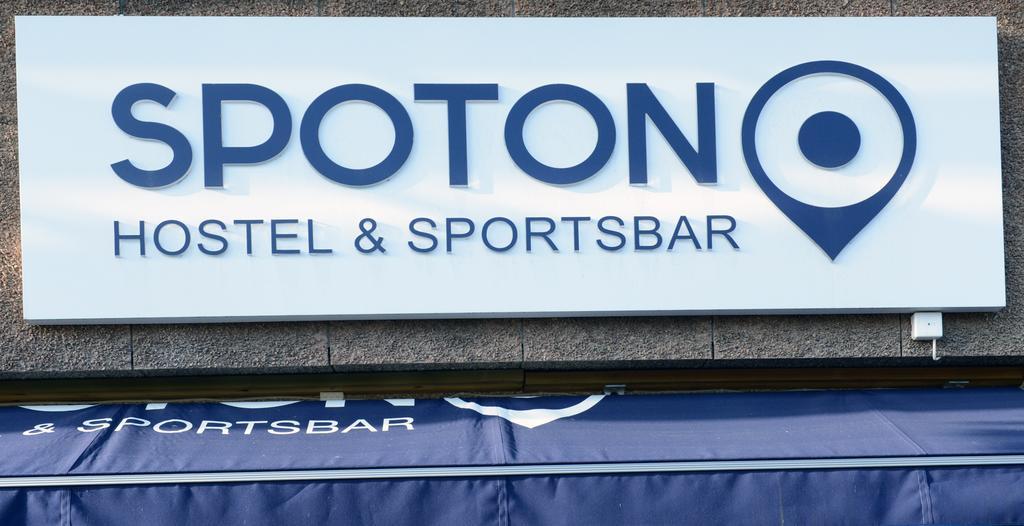 Spoton & Sportsbar Vandrarhem