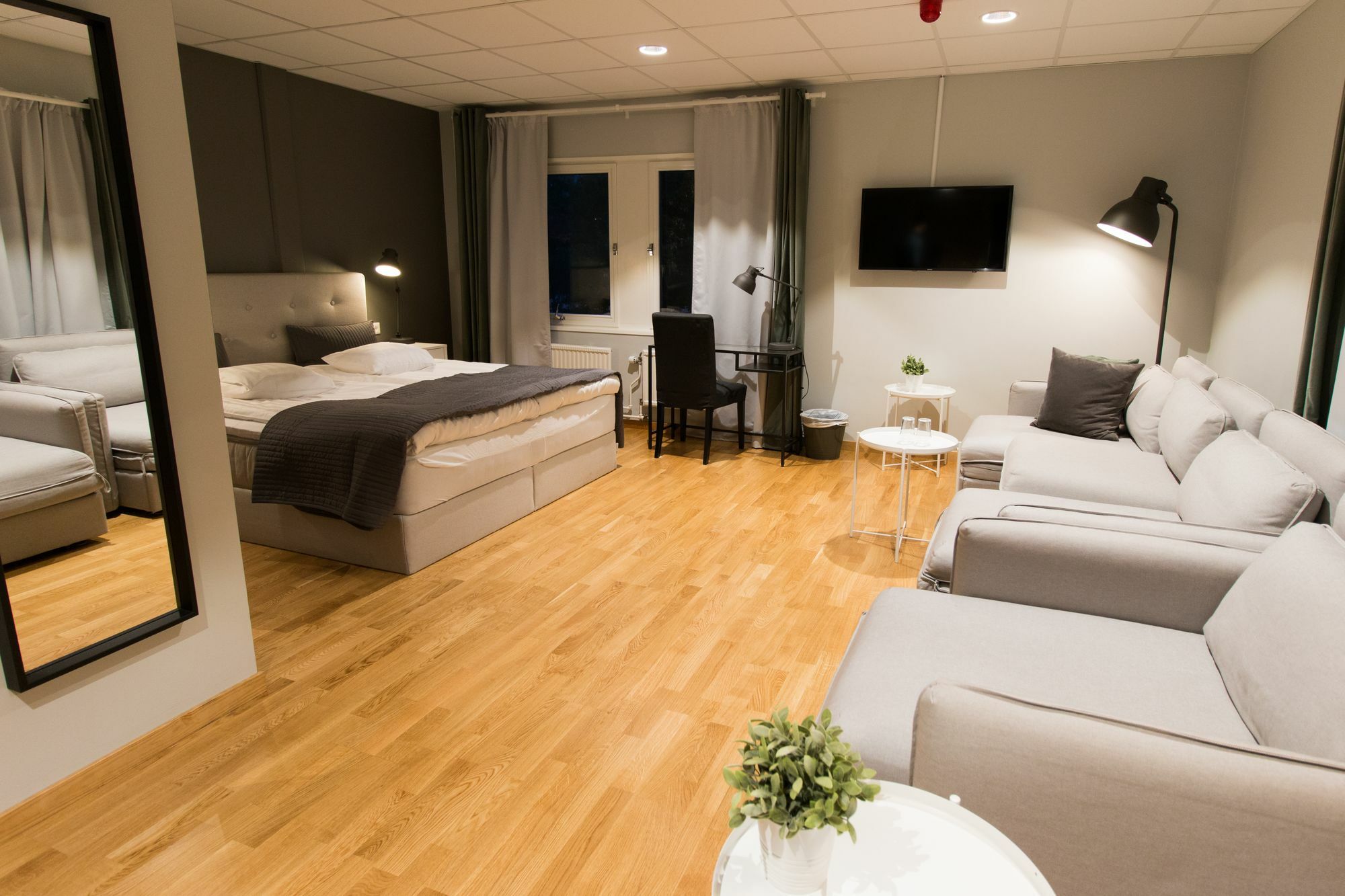 Spoton & Sportsbar Albergue